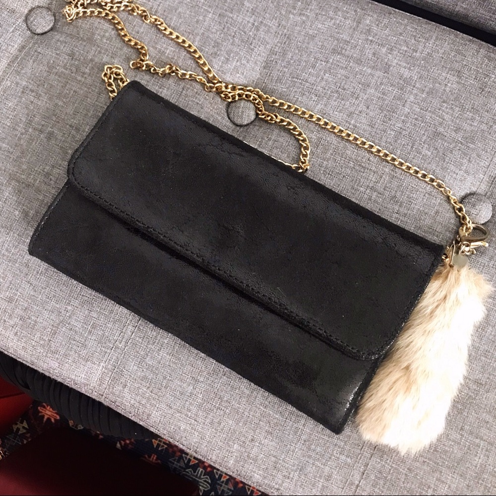 ✨Italian Leather Clutch with gold chain + Real fur